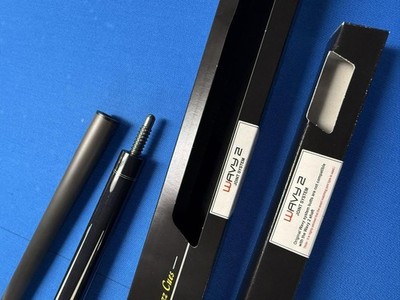 Mezz Cues AVANT & IGNITE Billiard Cue Set with Case, Adjustable