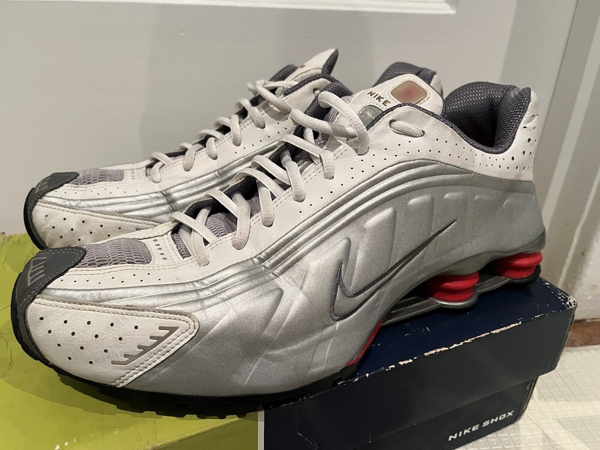 Size 13 - Nike Shox R4 2000 OG Comet Red Kendrick Lamar | eBay