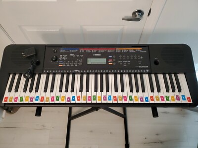 Yamaha PSR-E263 61-Key Portable Digital Keyboard Black - Working w