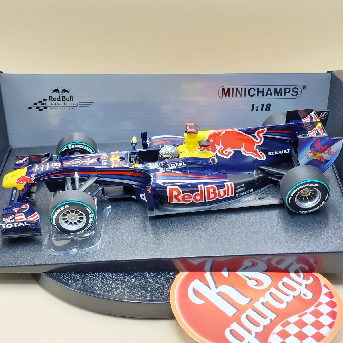 Sebastian Vettel RedBull 1:18 Scale Diecast Formula 1 Cars for