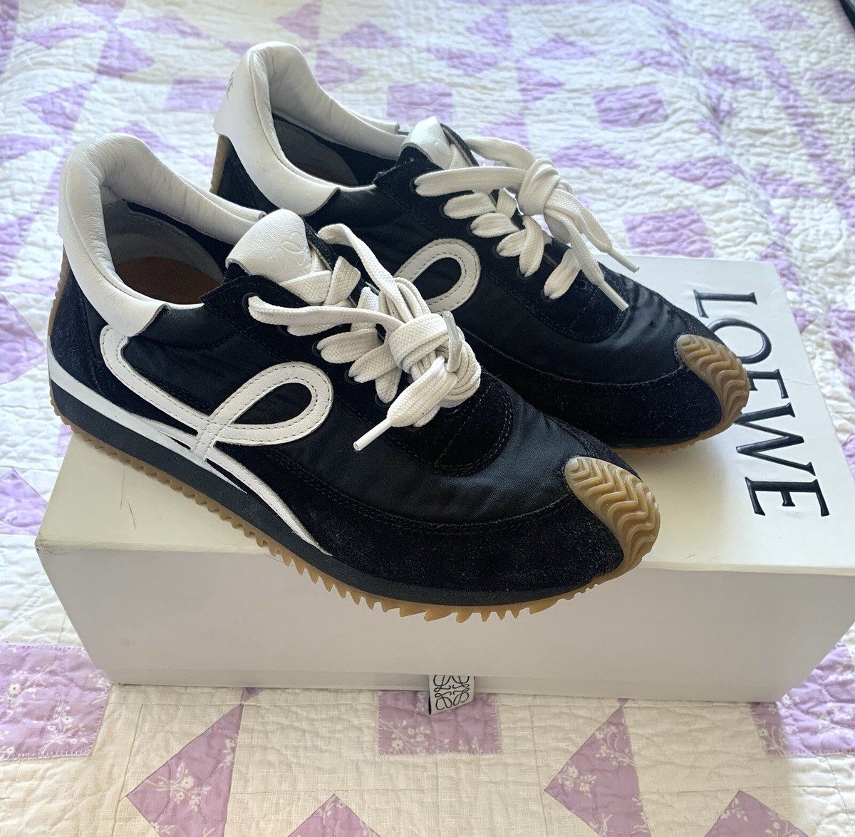 AUTH w box Loewe $790 Flow Runner Sneaker BLACK womens Size 7 37