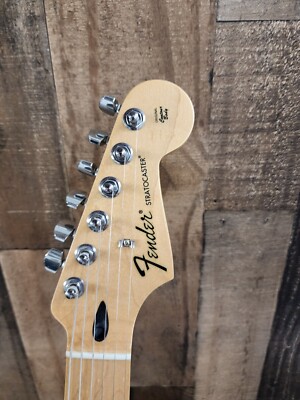 2017 MEXICAN FENDER Stratocaster. Sunburst With Gig Bag | eBay