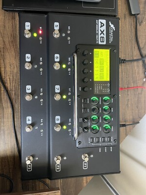 Fractal Audio Systems AX8 Amp Modeler/Multi-FX Processor - Black