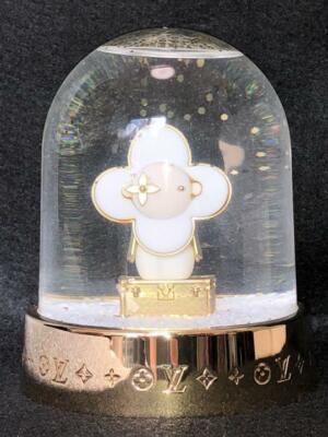 Louis Vuitton Vivienne Winter Snow Glitter Gold Globe Snowdome