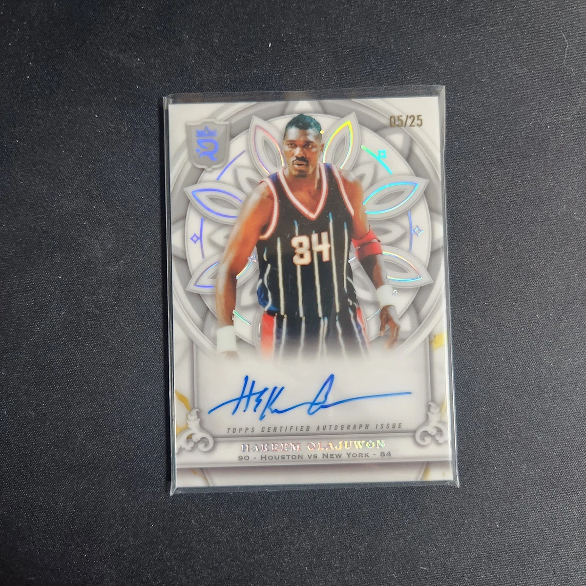 Hakeem Olajuwon Autograph Basketball Cards for sale | eBay