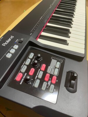 Roland RD-64 64-Key Digital Stage Piano Black Very Good | eBay