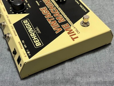 Behringer VM1 Vintage Time Machine Guitar Effect Pedal Very Good