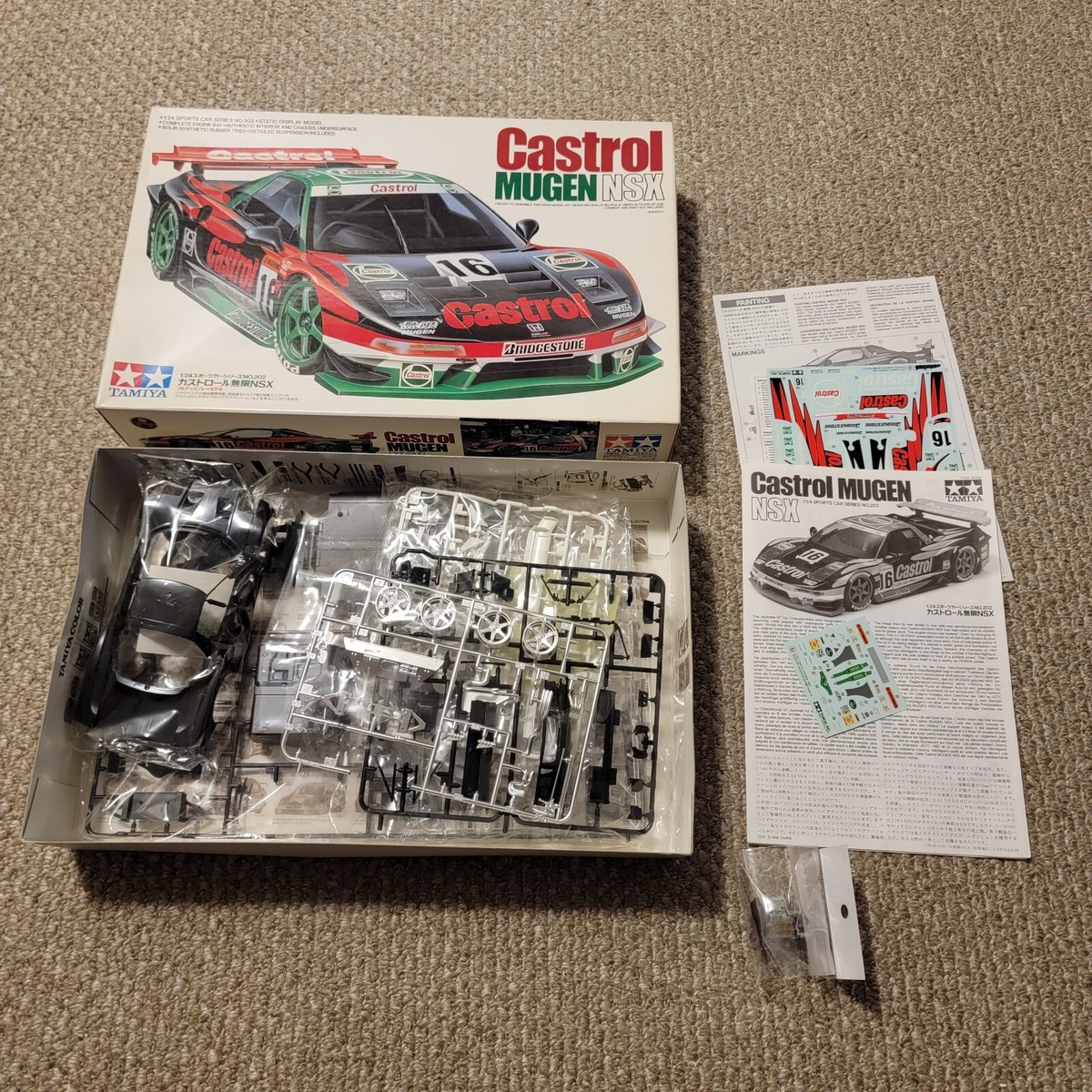 Tamiya Castrol Mugen Honda NSX 1/24 Scale Model Kit Racing New