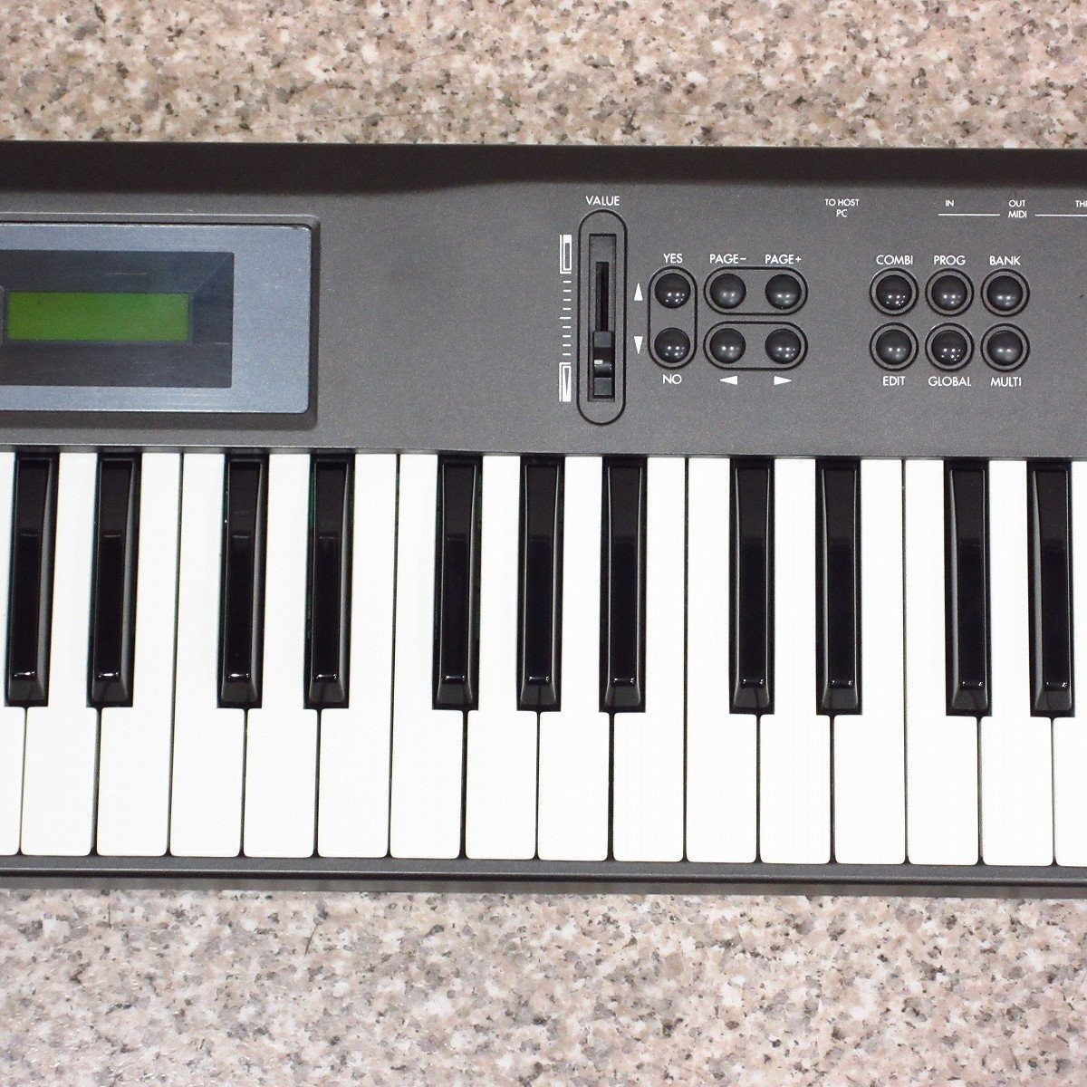 Korg X5D 61-Key Digital Synthesizer 1995 Compact w/ AC Adapter