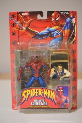Spider-Man Magnetic Spider-Man with Wall-Mountable Accessory! Toy
