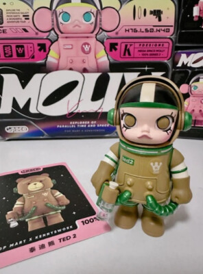 POP MART x Molly 100% Mega Space Series 3 TED 2 Mini Figure Toy