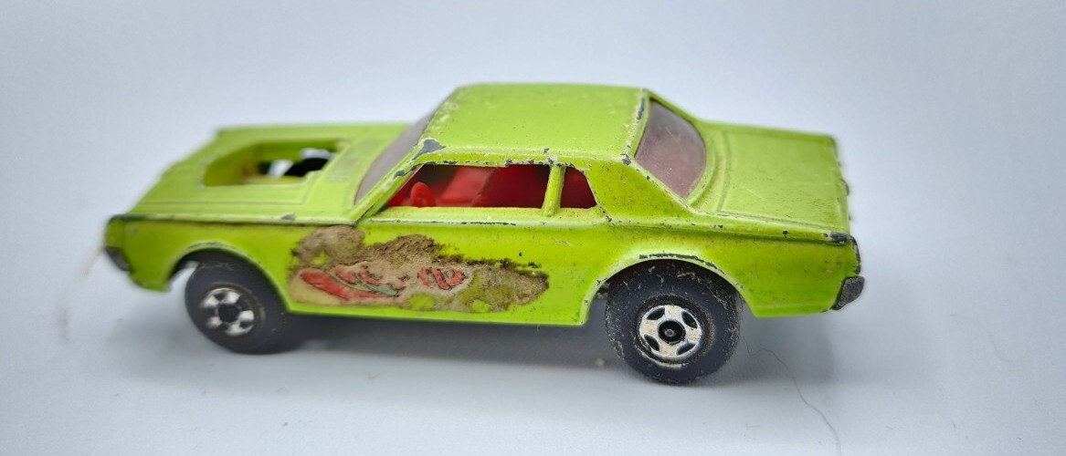 matchbox mercury cougar 1970 no. 62 superfast MISSING THE ENGINE