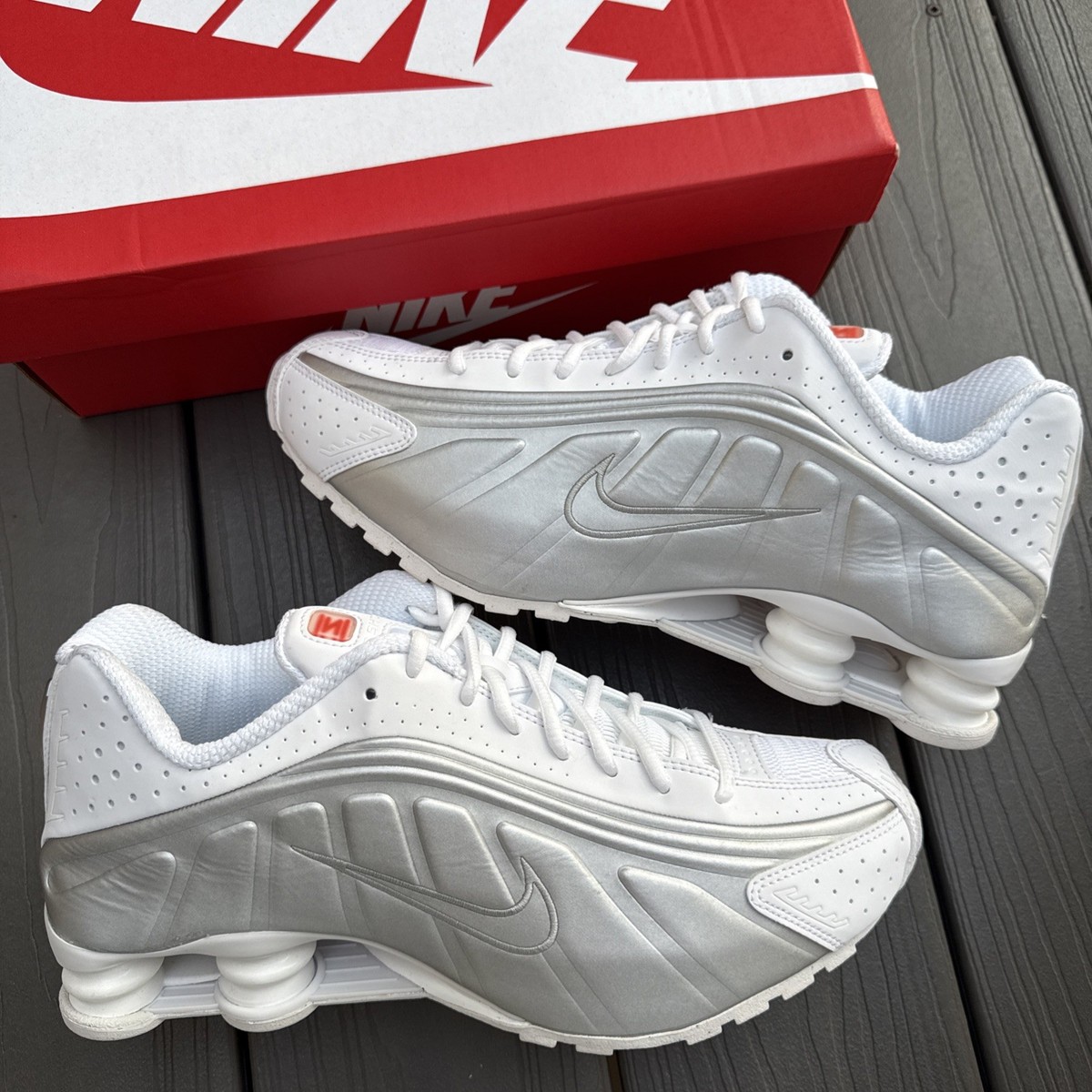 Nike Shox R4 White Metallic Silver Women's Size 11 Men's Size 9.5