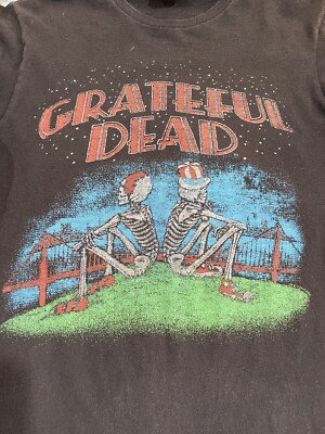 GRATEFUL DEAD Vintage T SHIRT BLACK SKULL USED Size Xs Junk Food