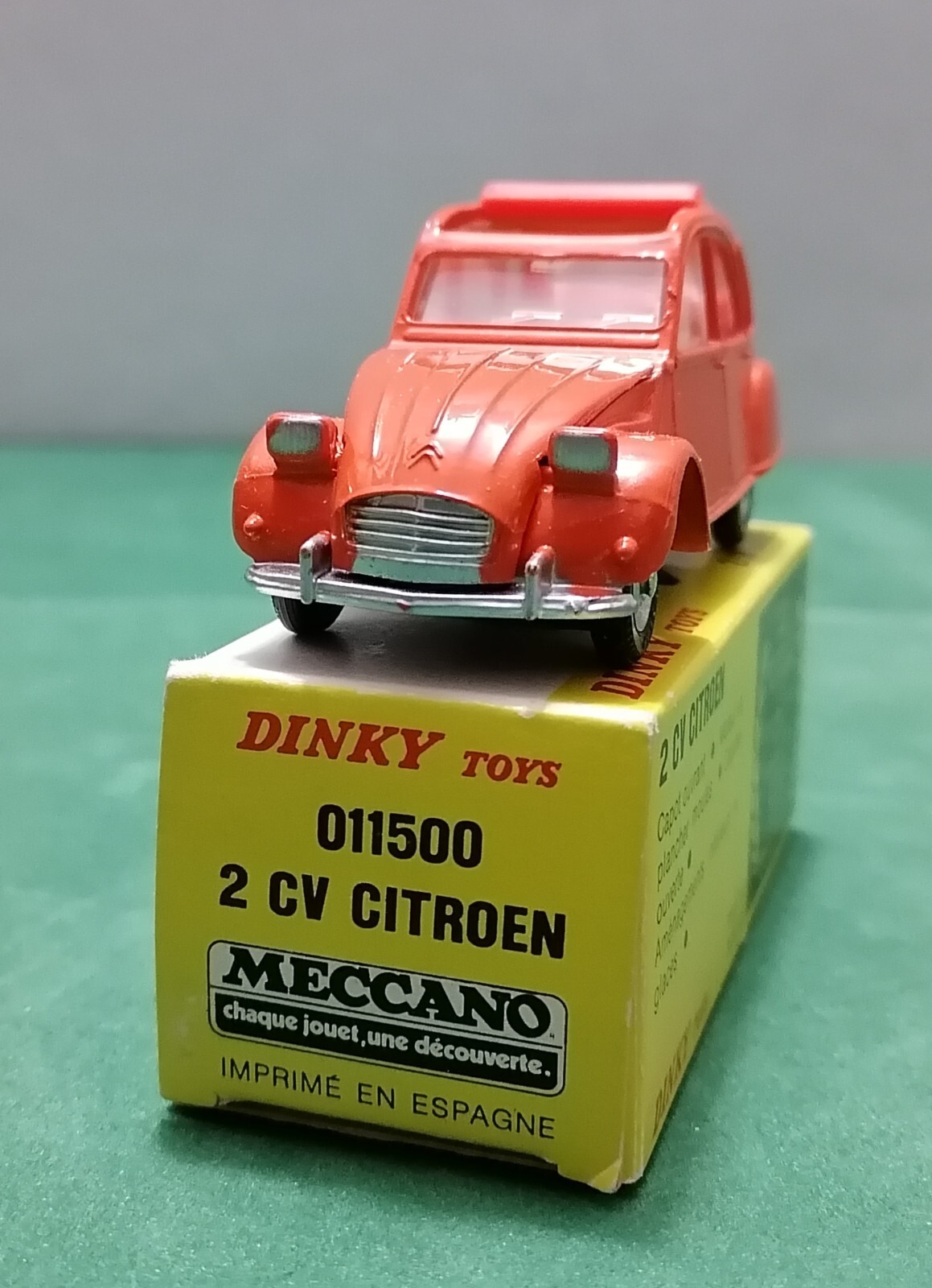 Dinky 500, Citroen 2CV made in spain - Free Price Guide & Review