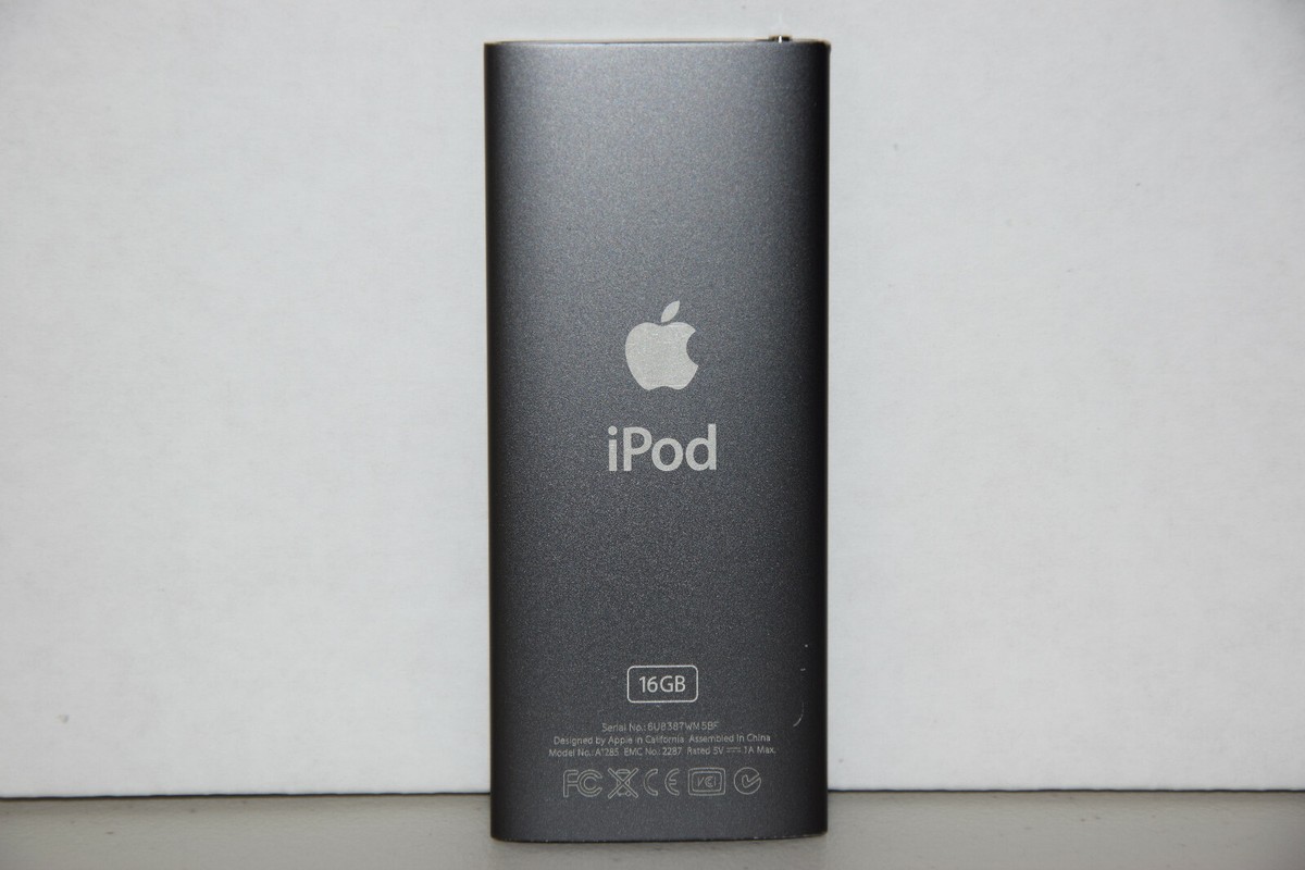 Apple iPod Nano 4th generation 16gb Black MB918LL/A MP3 Media