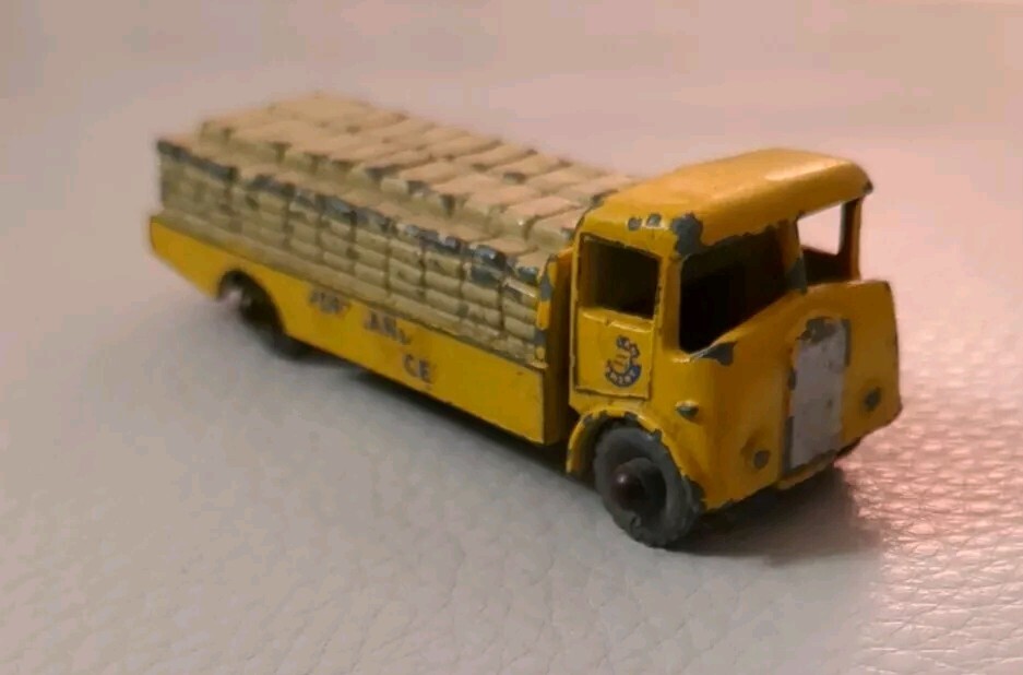 Matchbox 51a, Albion Chieftain - Free Price Guide & Review