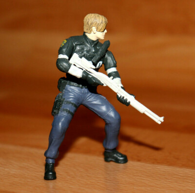 Resident evil 4 Agatsuma Mini Figur Figure Leon S.Kennedy RPD