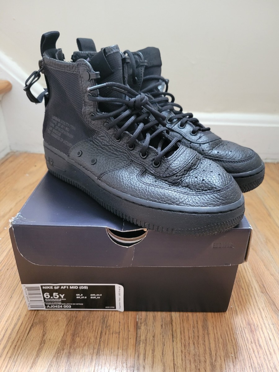 Nike SF Air Force 1 Mid Triple Black (GS) AJ0424-003 Youth Size