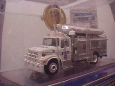 CODE 3 N.Y.P.D. NEW YORK POLICE DEPARTMENT INTERNATIONAL SAULSBURY