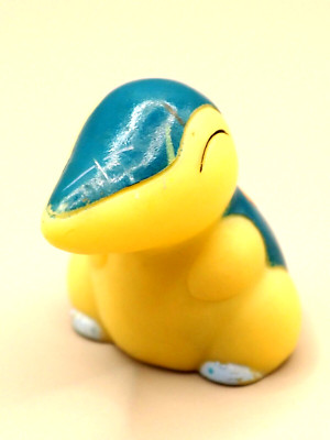 Cyndaquil Pokemon Finger Puppet Figure Bandai Vinyl Toy Nintendo