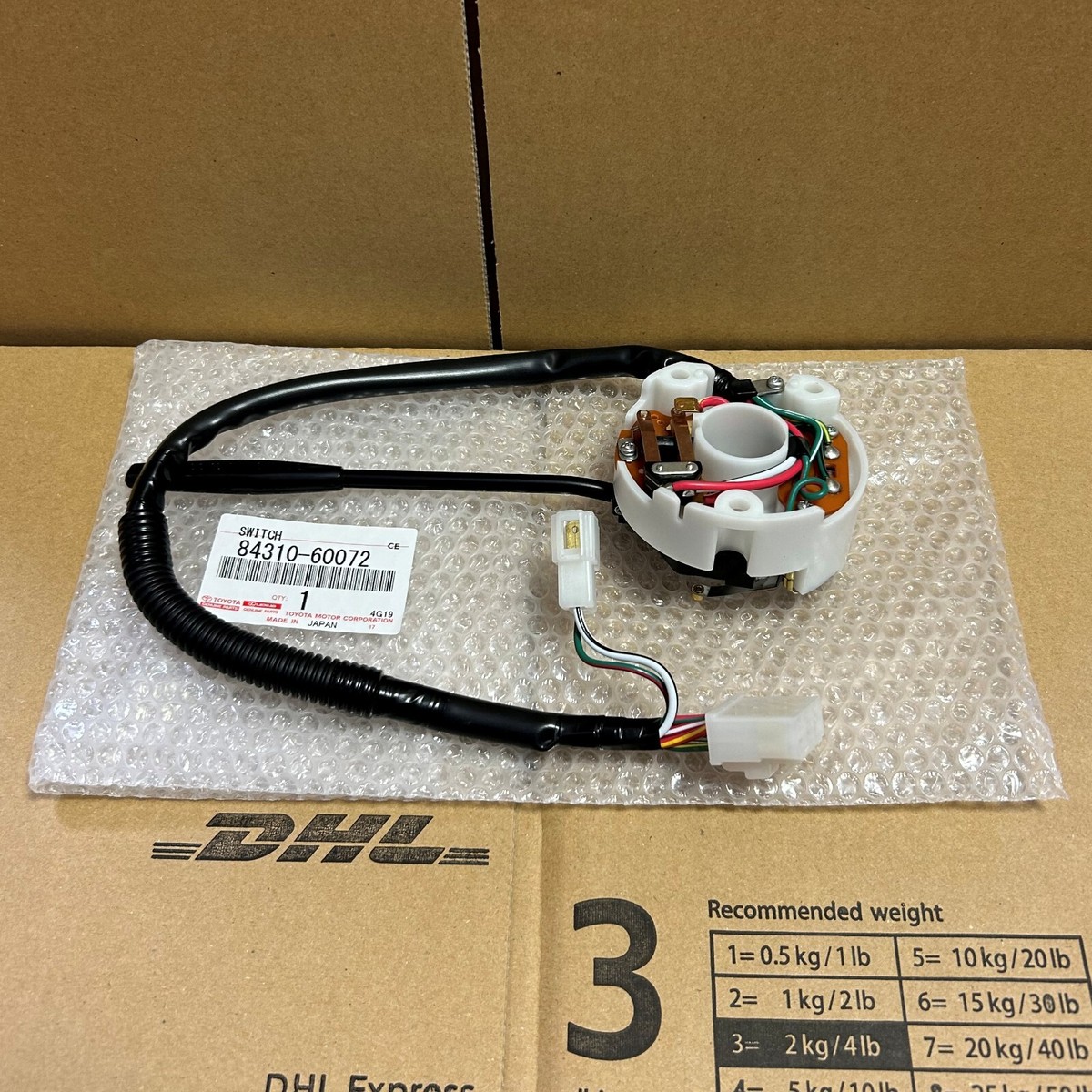 NEW】Toyota Genuine Land Cruiser SWITCH ASSY TURN SIGNAL 84310