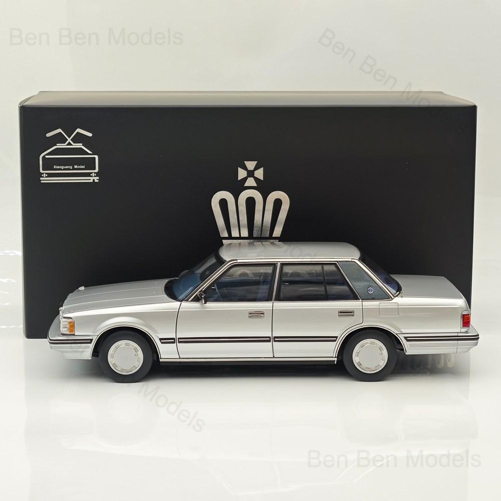 1/18 Toyota Crown MS122 7th gen Silver / Blue Interior Alloy