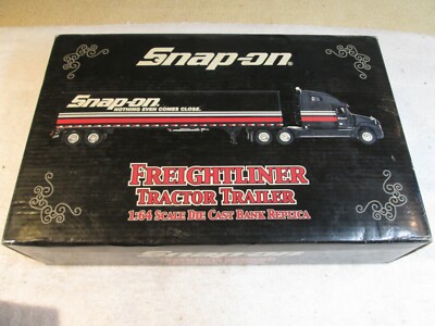 自動車 Snap-on MT-55 Freightliner 1/64 s-l400.jpg