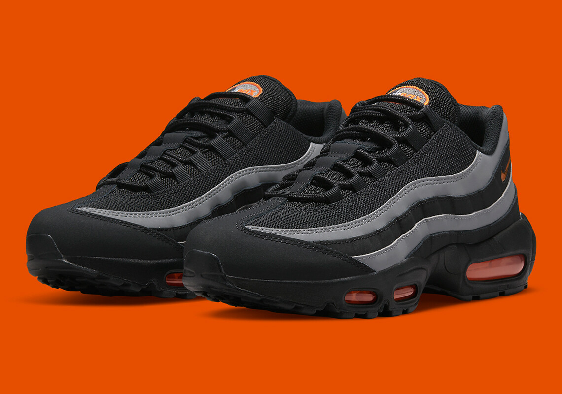 Nike Air Max 95 Halloween Black Iron Grey Safety Orange DX2657-001