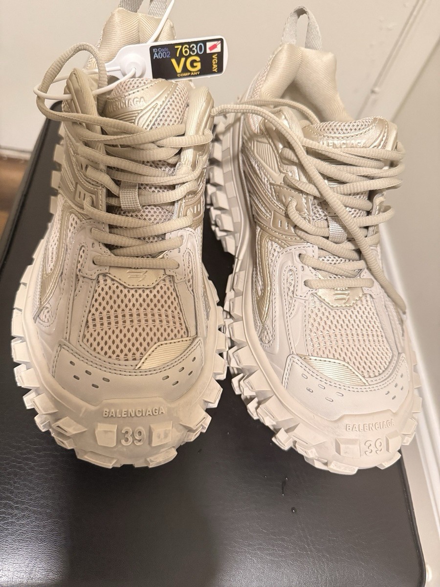 Size 9 - Balenciaga Defender Bouncer Sneaker White Light Beige