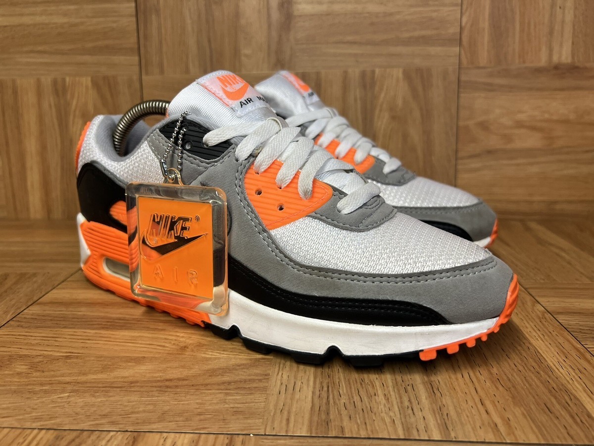 RARE🔥 Sz 8 - Nike Air Max 90 Recrafted Total Orange CW5458-101