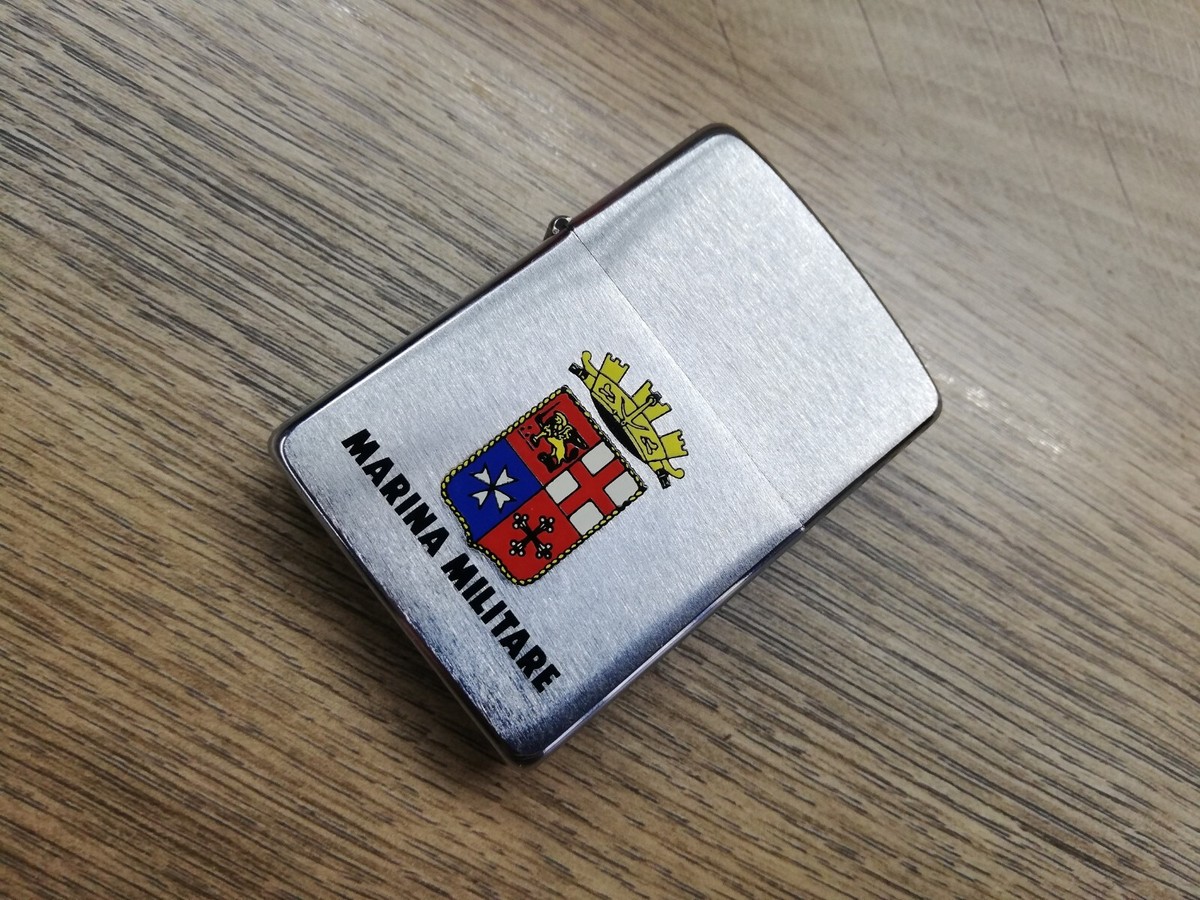 VTG RARE 1989 ZIPPO MILITARY ITALIAN NAVY MARINE COAT OF ARMS