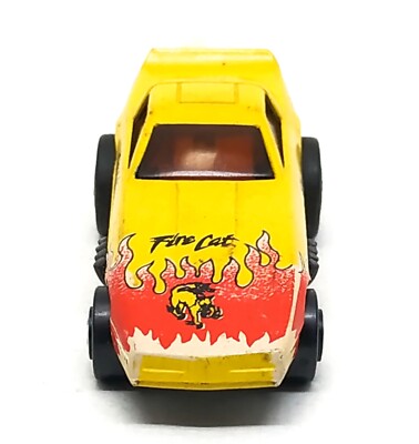 Road Champs Action Funny Car - Fire Cat Yellow 1:64 (3
