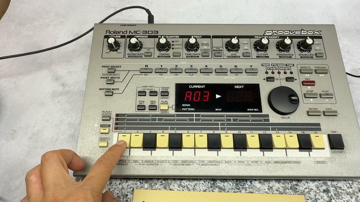 Roland MC303 Sequencer Dance Music Machine Groovebox for sale