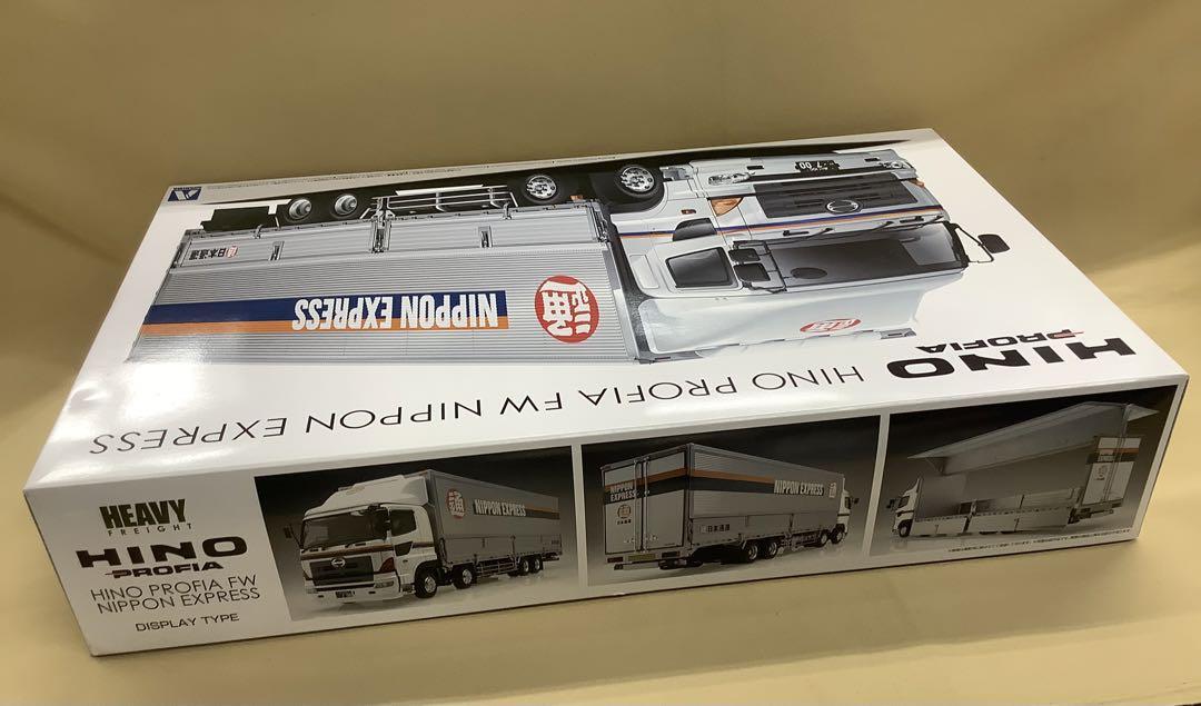 Aoshima Hino Profia FW Nippon Express Truck Model Kit 1/24 Scale