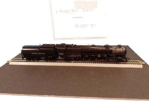 HO BROADWAY LIMITED 201 M1S 2-8-2 CENTRAL RAILROAD OF NEW JERSEY