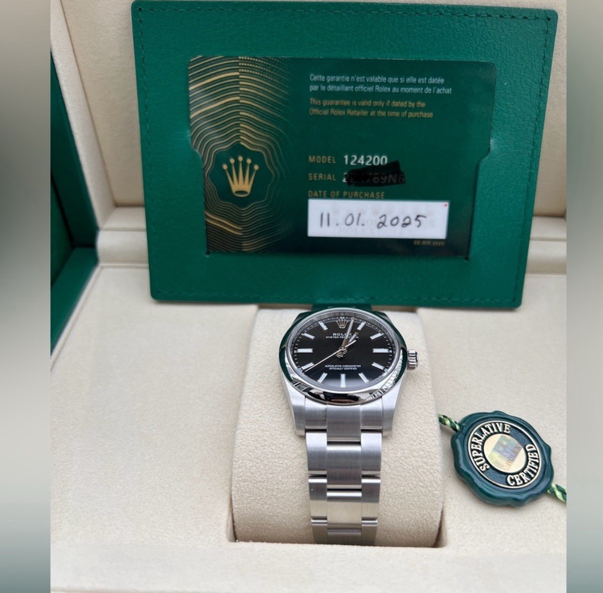 Rolex Oyster Perpetual 34 mm Women's black dial 124200 new 2025