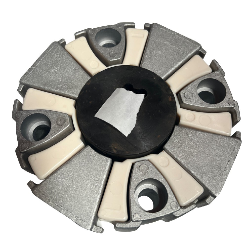 4646893 COUPLING ASSY WITH HUB FITS FOR HITACHI ZX330-3 ZX330-5