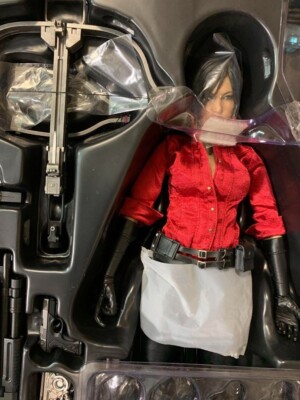 Hot Toys Vgm21 Ada Wong Resident Evil 6 1/6 scale Action Figure