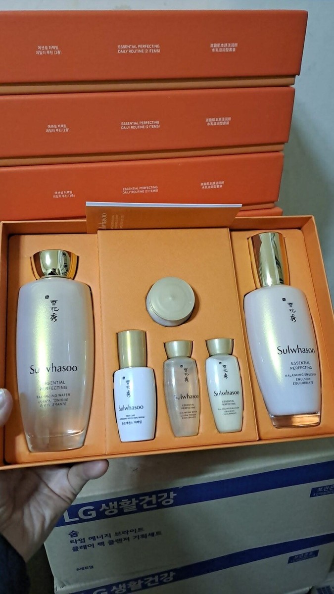 Sulwhasoo Essential Perfecting Daily Routine Skin Care Duo Set