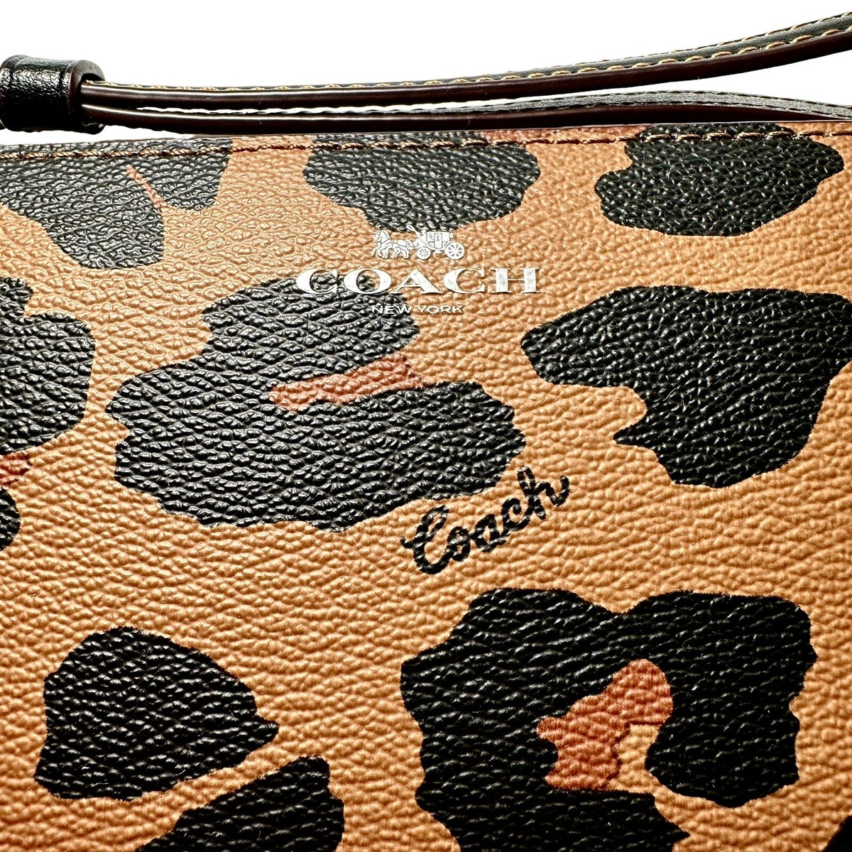 NEW Corner Zip Wristlet Leopard Print #CC871 | eBay