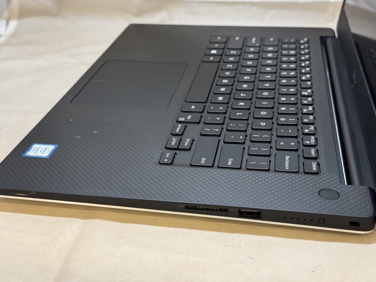 Dell Precision 5530 Intel Core 8th Gen i7-8850H 2.60Ghz 32GB 512GB