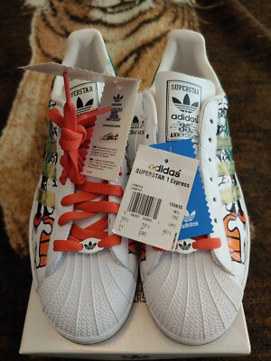 Adidas x Disney Superstar Mens Size 11 35th Anniversary Sport