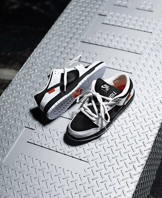 NIKE SB TIGHTBOOTH DUNK LOW PRO (SIZE 9) (FD2629-100) FW24 SUPREME