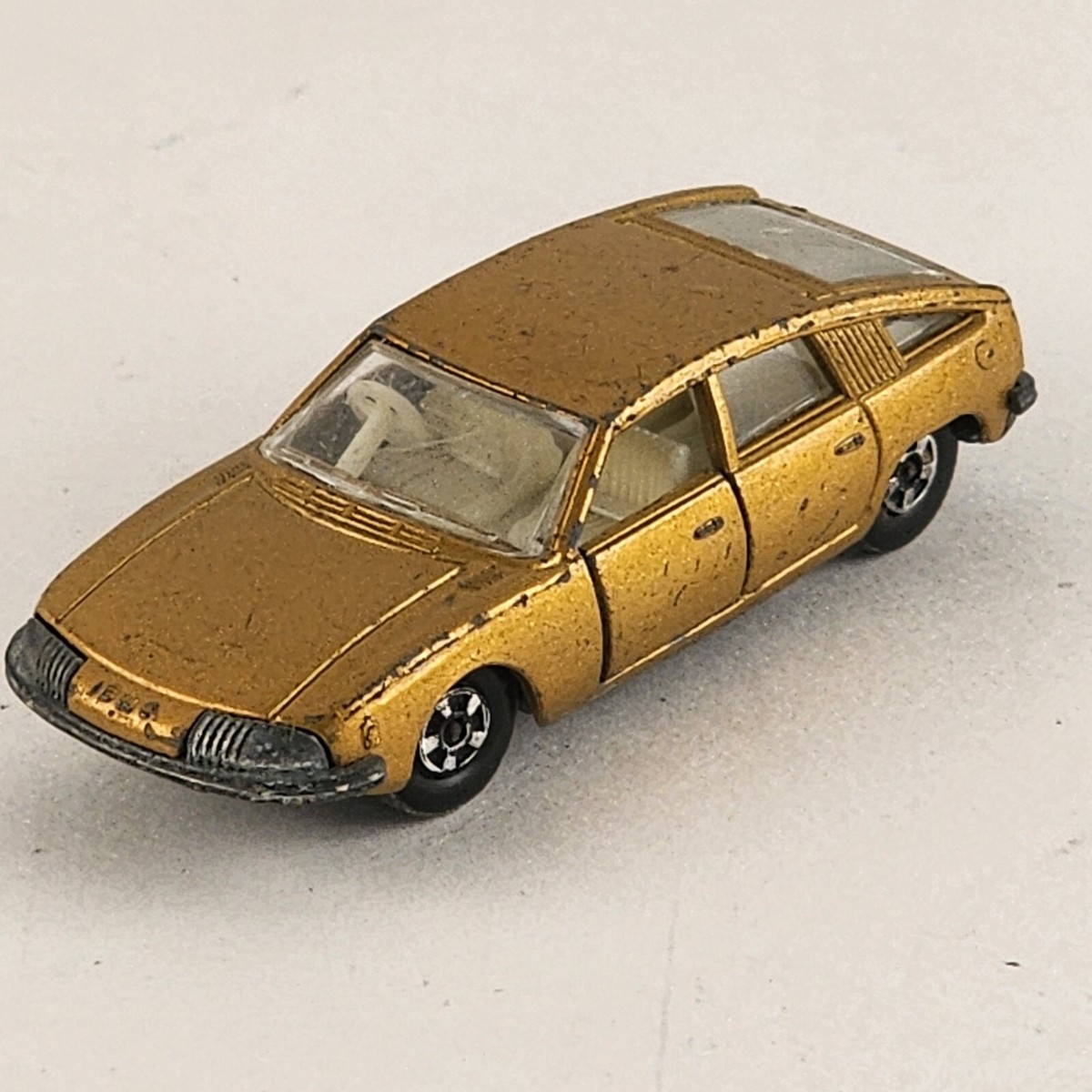 Matchbox Lesney Superfast 56 CAR BMC 1800 Pininfarina Gold 1969