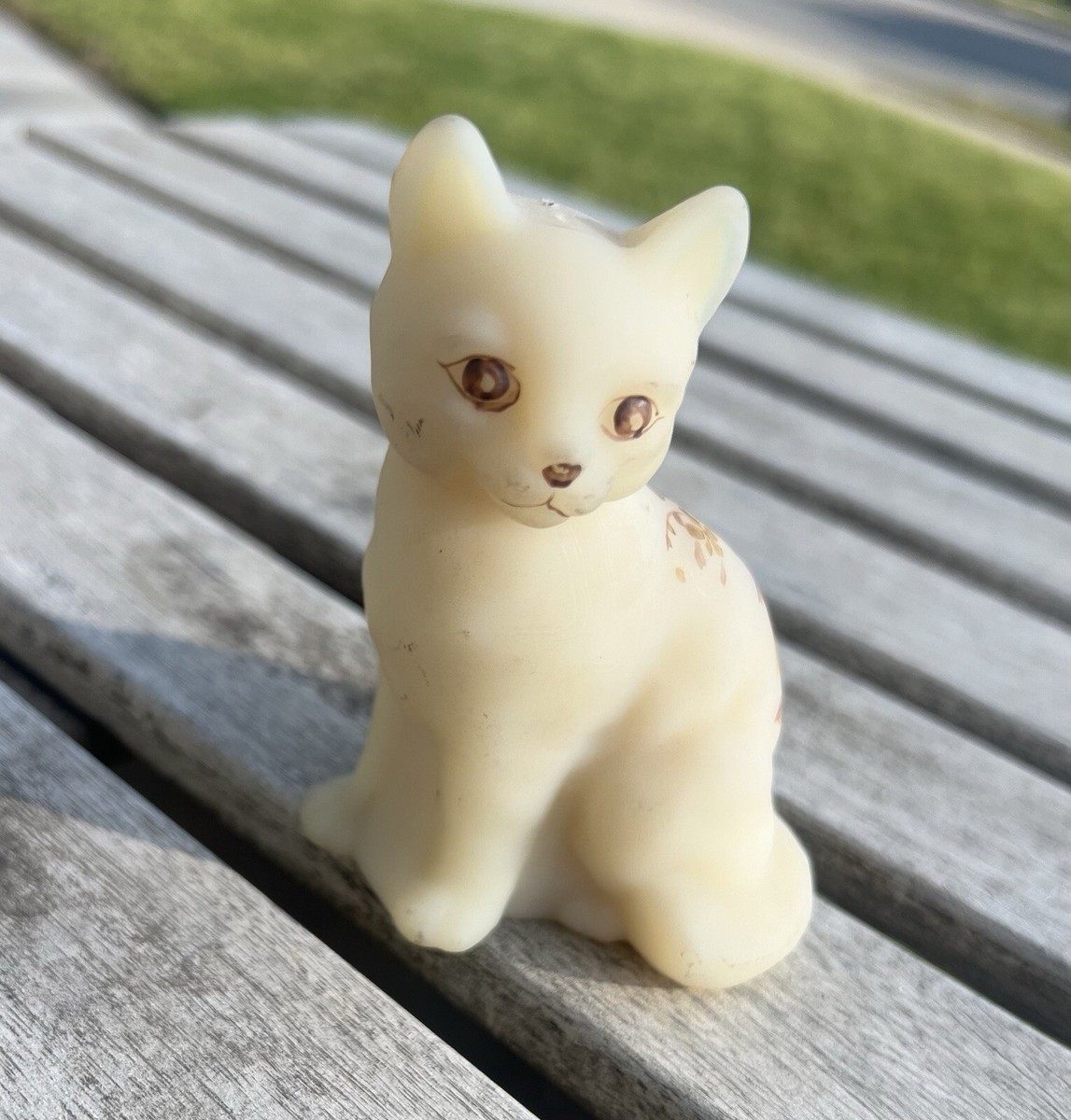 Fenton Art Glass Sitting Cat Roses on Custard Satin Hand Painted