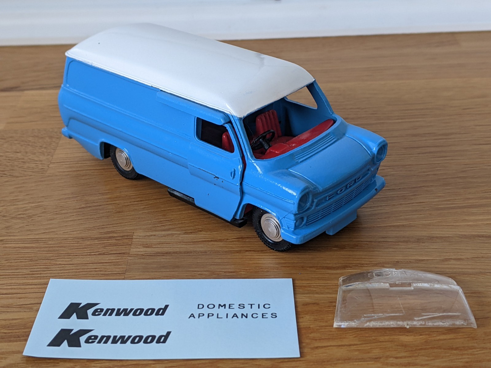 Dinky 407, Ford Transit - Free Price Guide & Review