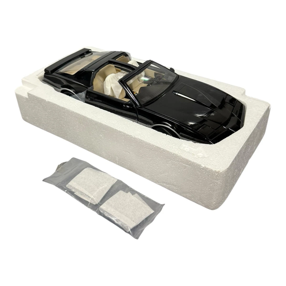 Hot Wheels Elite Knight Rider 1:18 Scale Diecast Cars, Trucks