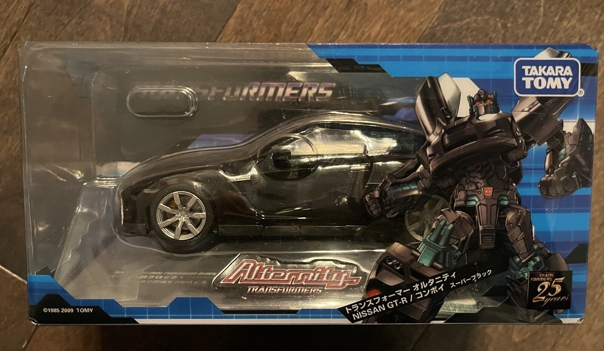 Takara Tomy Alternity Transformer Silver Nissan GT-R A01 Black