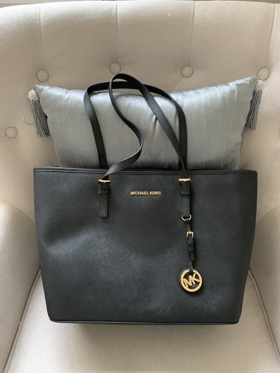 NWT! Michael Kors Jet Set Tote Black Zip Top Saffiano Medium Bag